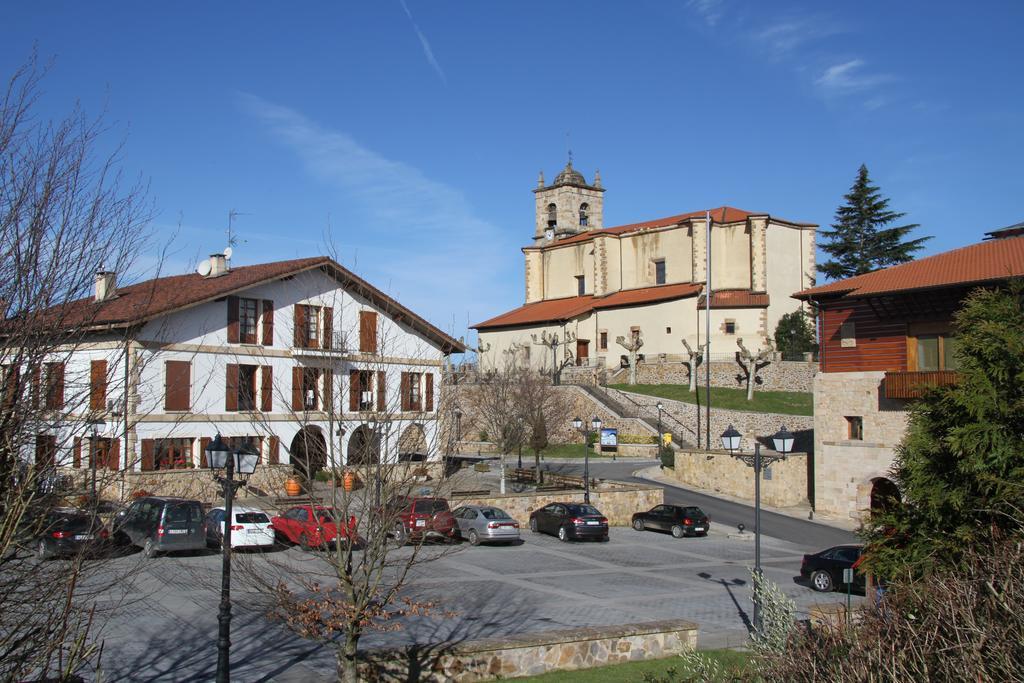 Zezilionea Hotel Olaberria Exterior photo