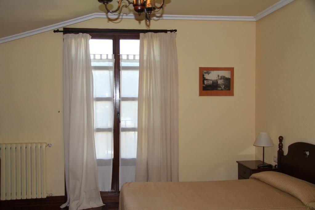 Zezilionea Hotel Olaberria Exterior photo