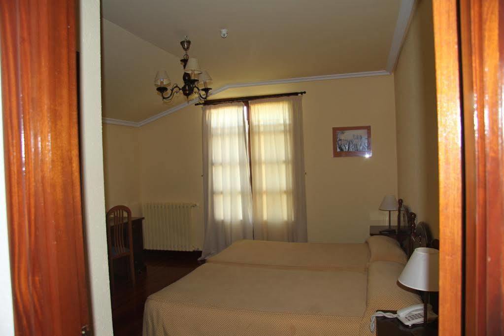 Zezilionea Hotel Olaberria Exterior photo